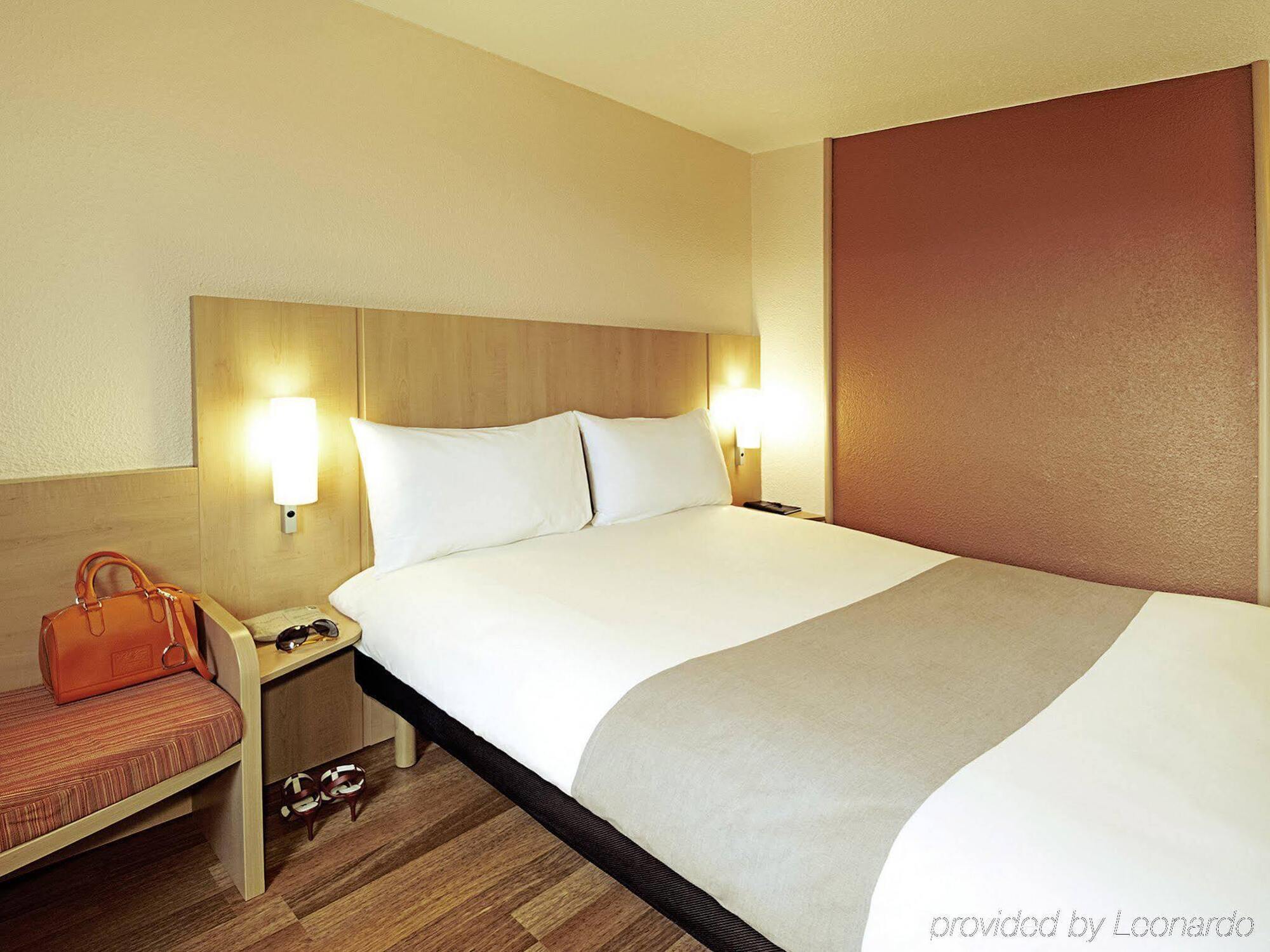 B&B Hotel Marseille Bonneveine Exteriör bild
